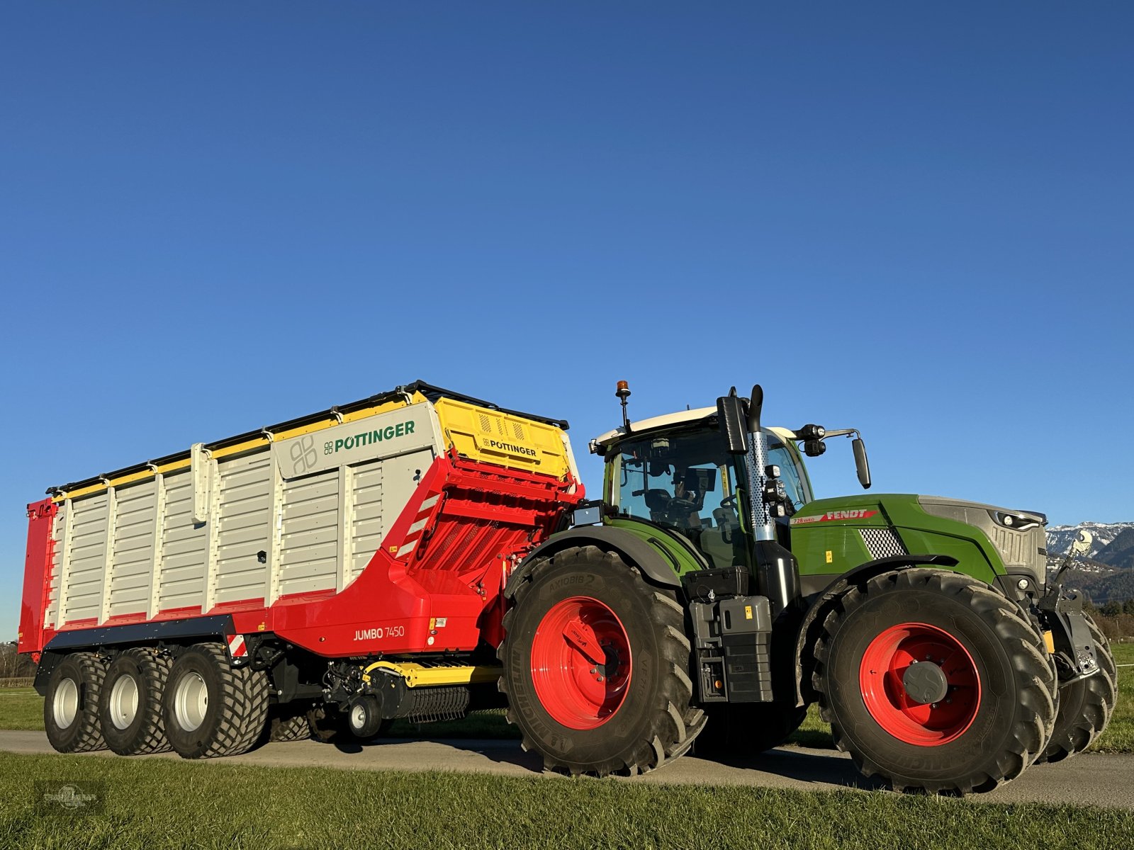 Ladewagen des Typs Pöttinger Jumbo 7450 DB nur 140 Pickup Stunden!, Gebrauchtmaschine in Rankweil (Bild 2)