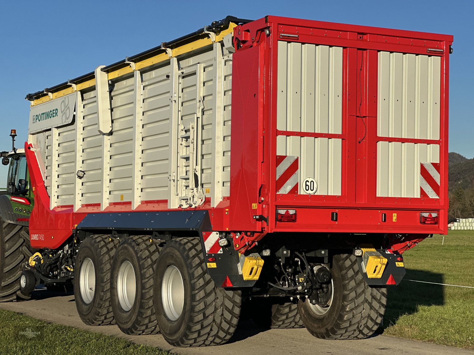 Ladewagen des Typs Pöttinger Jumbo 7450 DB nur 140 Pickup Stunden!, Gebrauchtmaschine in Rankweil (Bild 17)