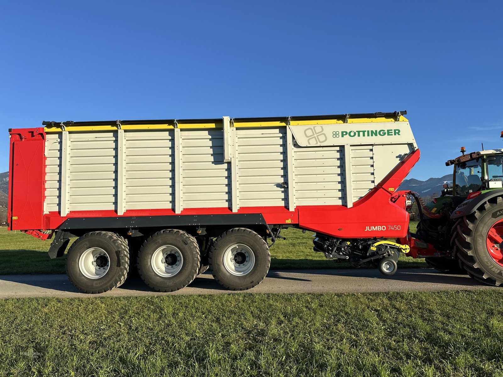 Ladewagen des Typs Pöttinger Jumbo 7450 DB nur 140 Pickup Stunden!, Gebrauchtmaschine in Rankweil (Bild 28)