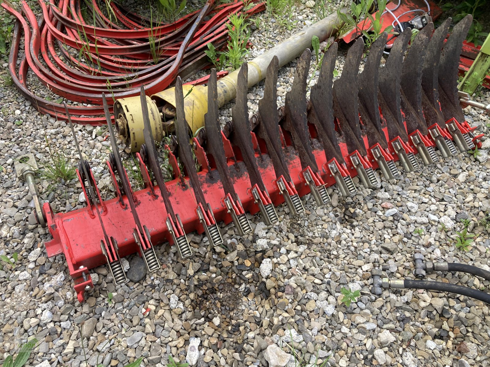 Ladewagen del tipo Pöttinger Ladeprofi Ernteprofi zweite Reihe Schneidwerk 16 Messer Silierschneidwerk Boss Grand Prix Ladeplus Ernteplus, Gebrauchtmaschine In Burgrieden (Immagine 2)