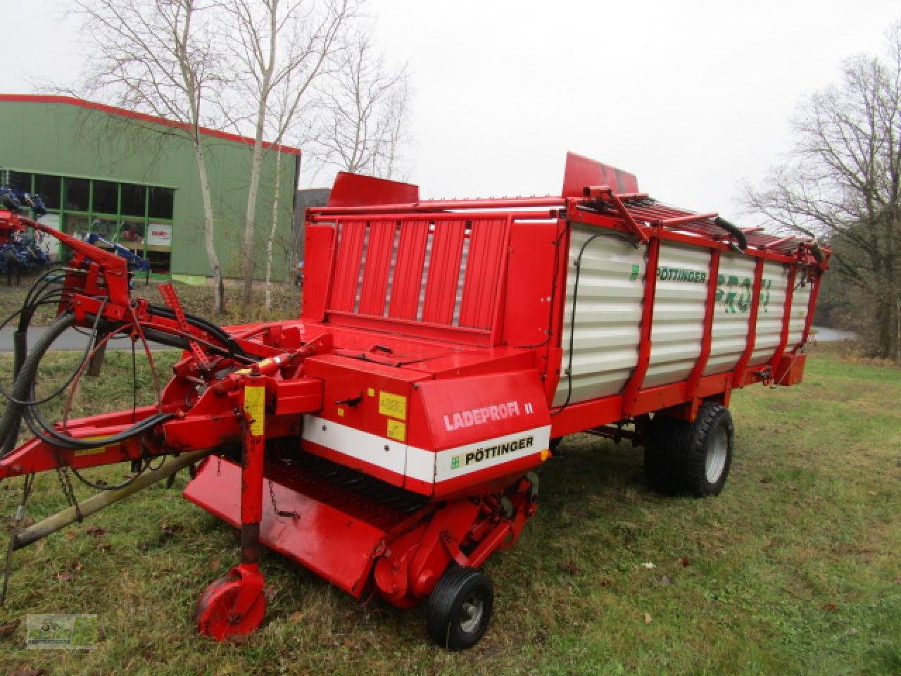 Ladewagen des Typs Pöttinger Ladeprofi II, Gebrauchtmaschine in Wernberg-Köblitz (Bild 3)