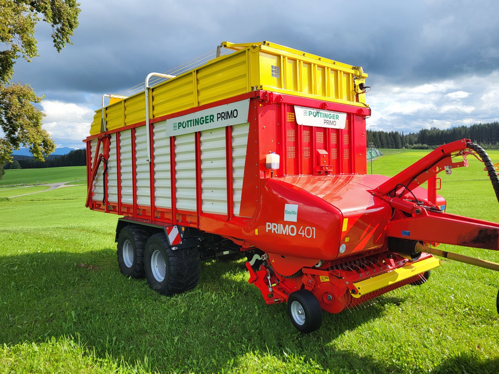 Ladewagen du type Pöttinger Primo 400 L, Gebrauchtmaschine en Marktoberdorf (Photo 8)