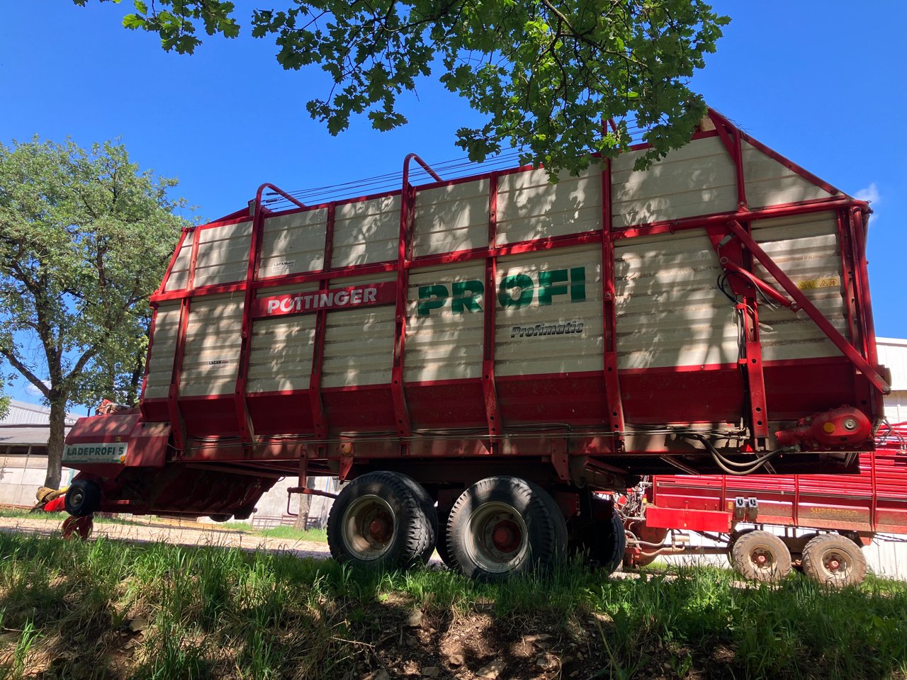 Ladewagen типа Pöttinger PROFIMATIC LADEPROFI 5, Gebrauchtmaschine в MORLHON LE HAUT (Фотография 2)