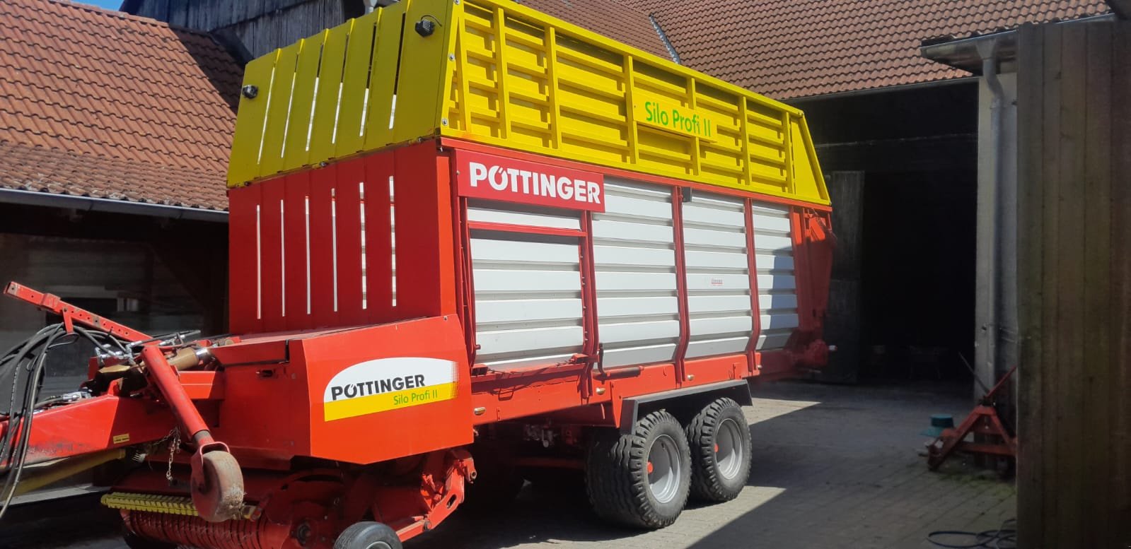 Ladewagen del tipo Pöttinger Siloprofi 2, Gebrauchtmaschine en Motten (Imagen 1)