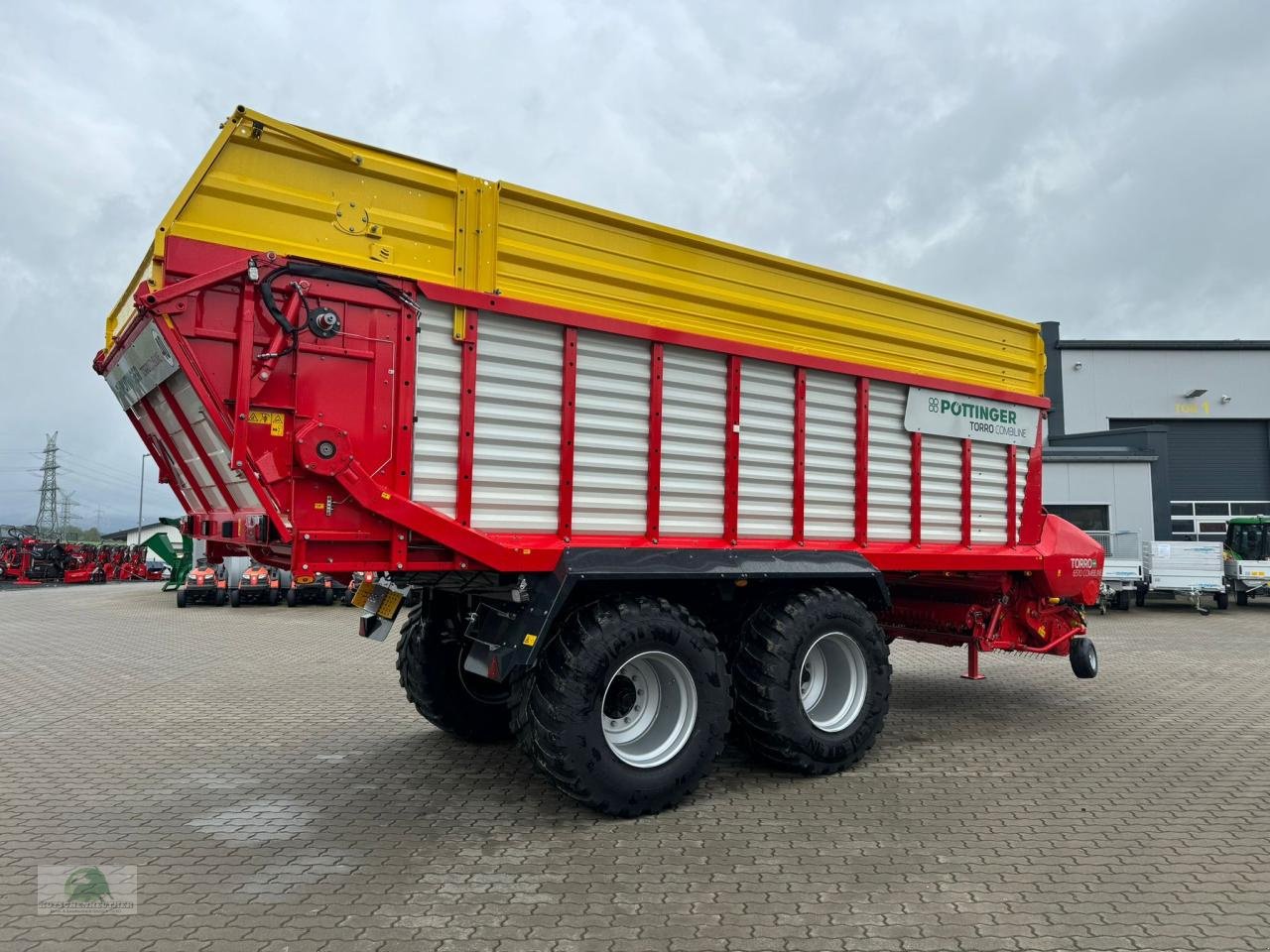 Ladewagen of the type Pöttinger TORRO 6510 D COMBILINE, Neumaschine in Münchberg (Picture 8)