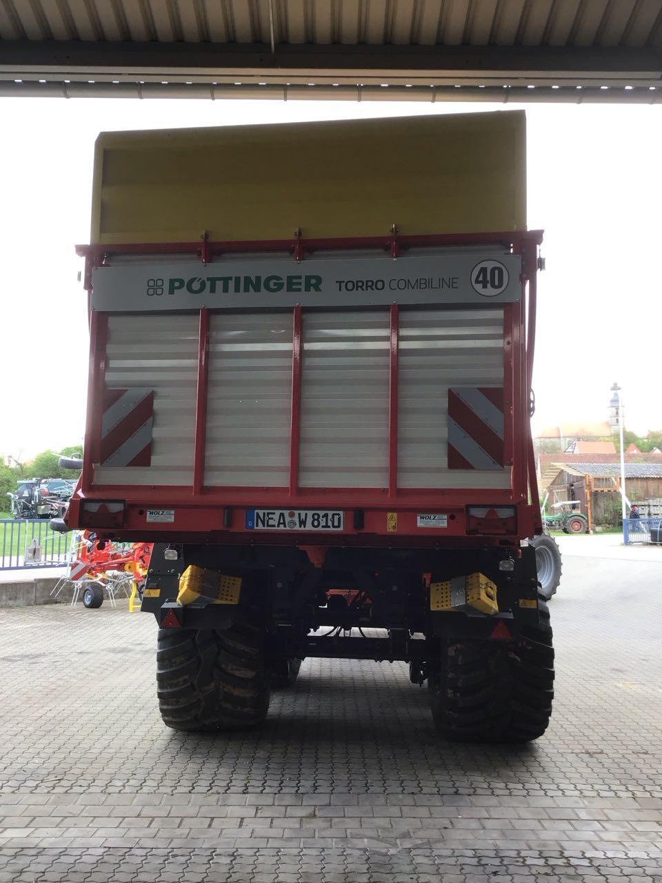 Ladewagen des Typs Pöttinger Torro 6510 L Combiline, Neumaschine in Burgbernheim (Bild 3)