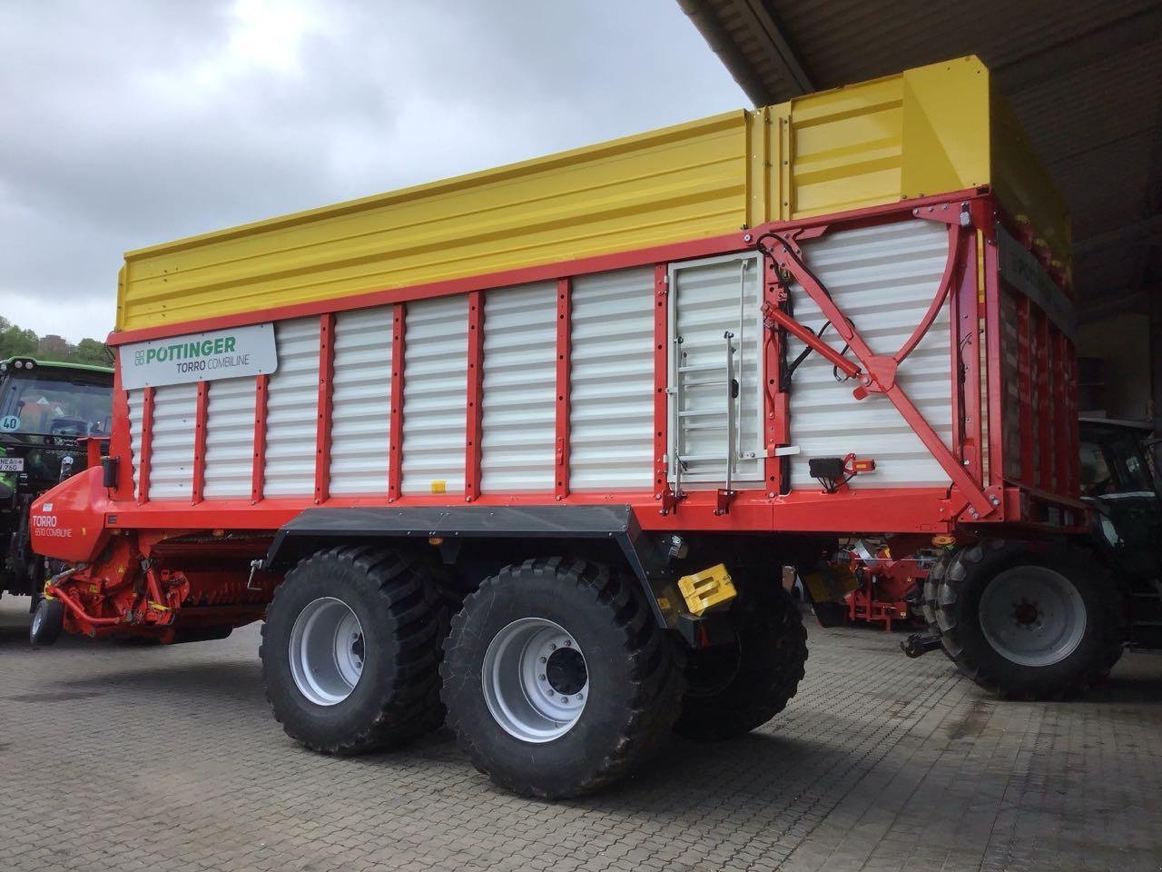 Ladewagen a típus Pöttinger Torro 6510 L Combiline, Neumaschine ekkor: Burgbernheim (Kép 4)