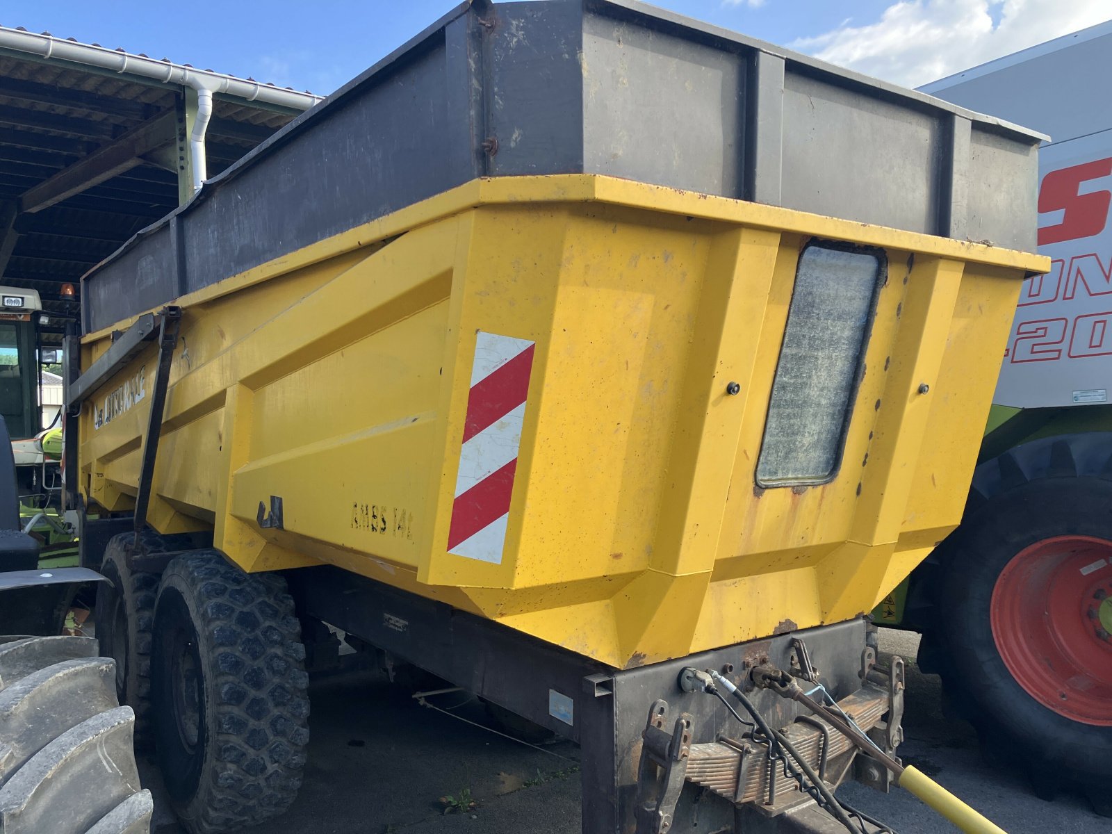 Ladewagen van het type Pre-La LA LITTORALE 14L, Gebrauchtmaschine in BLENDECQUES (Foto 1)