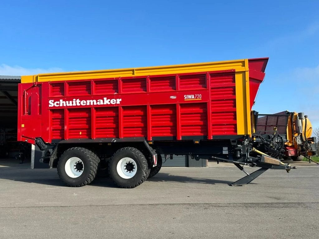 Ladewagen van het type Schuitemaker Siwa 720 W Kiepend, Gebrauchtmaschine in BENNEKOM (Foto 2)