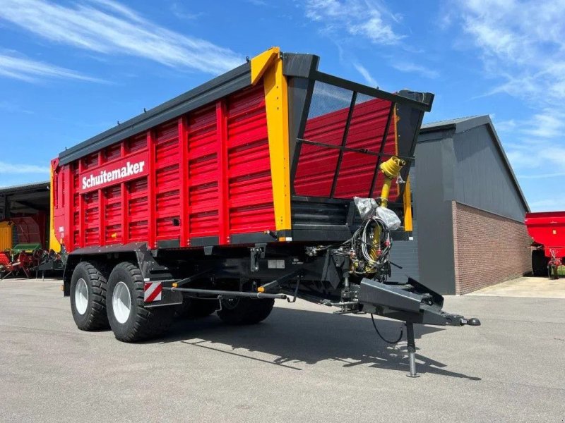 Ladewagen van het type Schuitemaker Siwa 720 W, Gebrauchtmaschine in BENNEKOM (Foto 1)