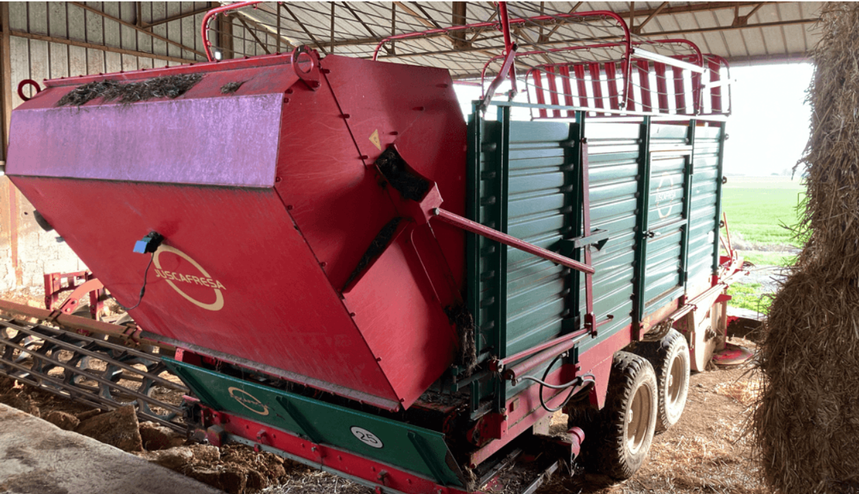 Ladewagen van het type Sonstige JUSCAFRESA SAJ 25, Gebrauchtmaschine in NOGENT (Foto 3)