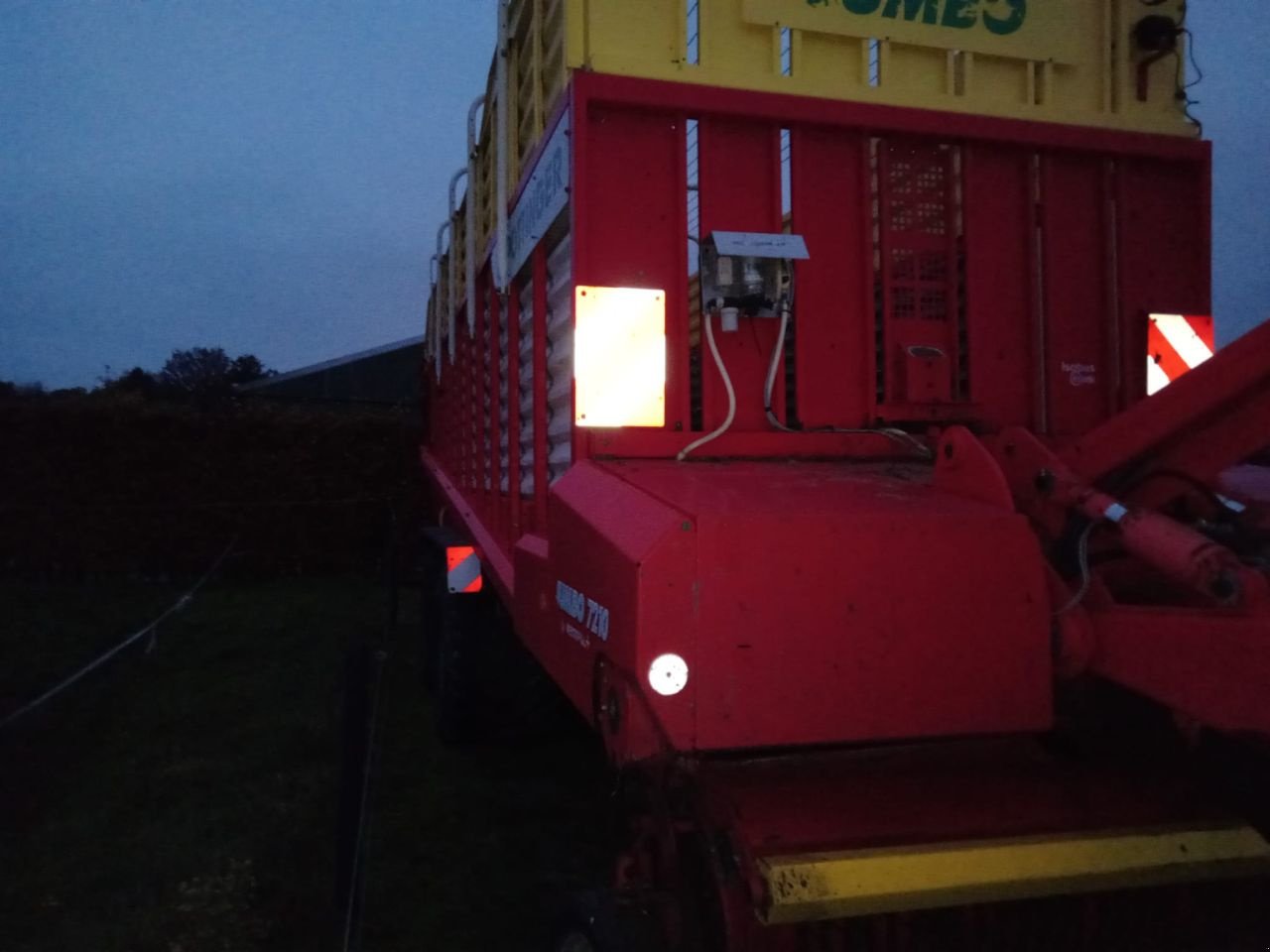 Ladewagen van het type Sonstige P&ouml;ttinger Jumbo 7210D, Gebrauchtmaschine in Haarle (Foto 3)