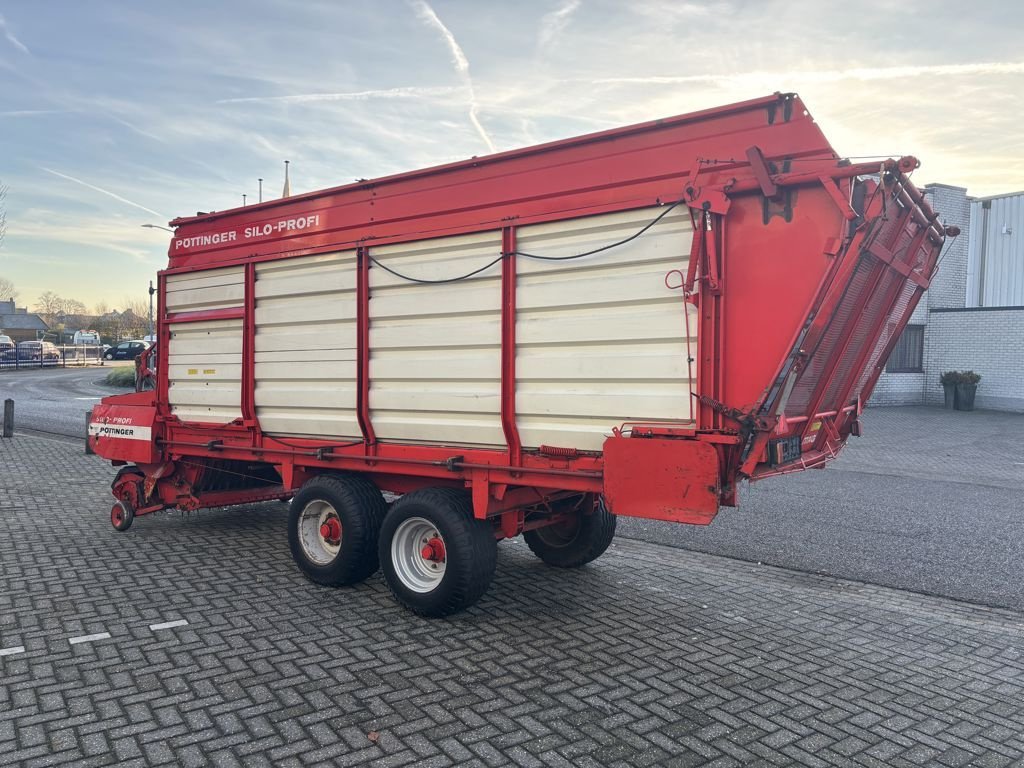 Ladewagen van het type Sonstige P&ouml;ttinger SW102 OPRAAPWAGEN, Gebrauchtmaschine in BOEKEL (Foto 2)