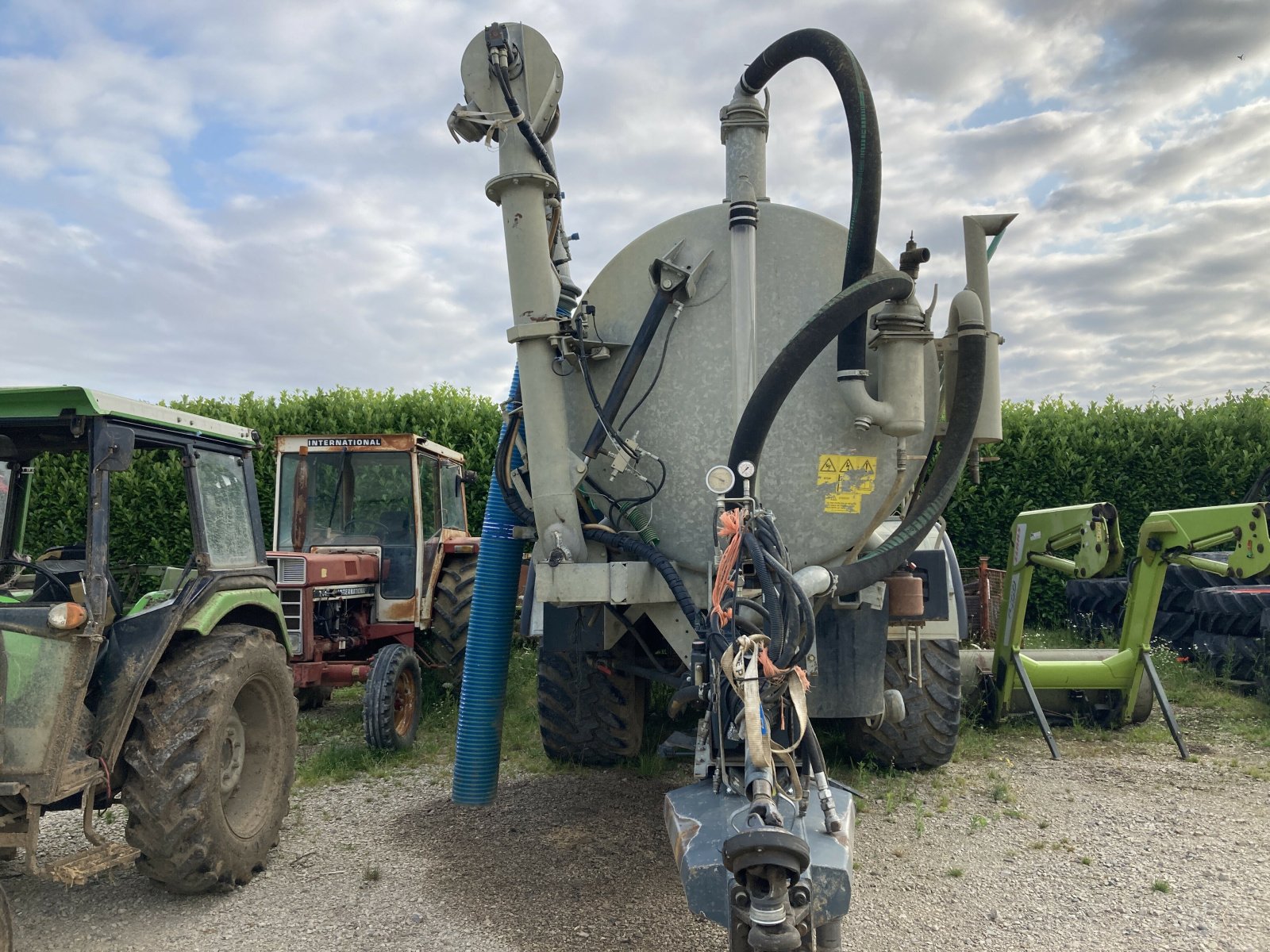 Ladewagen del tipo Sonstige TONNE A LISIER ELBR 14000.2, Gebrauchtmaschine In ST CLEMENT DE LA PLACE (Immagine 2)