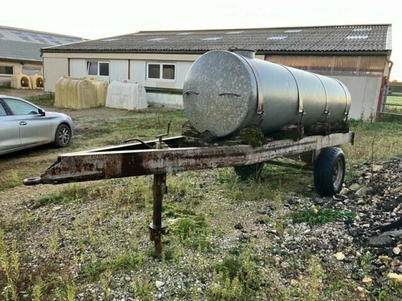 Ladewagen van het type Sonstige TONNEA A EAU 3000 LITRE, Gebrauchtmaschine in Hauteroche (Foto 1)