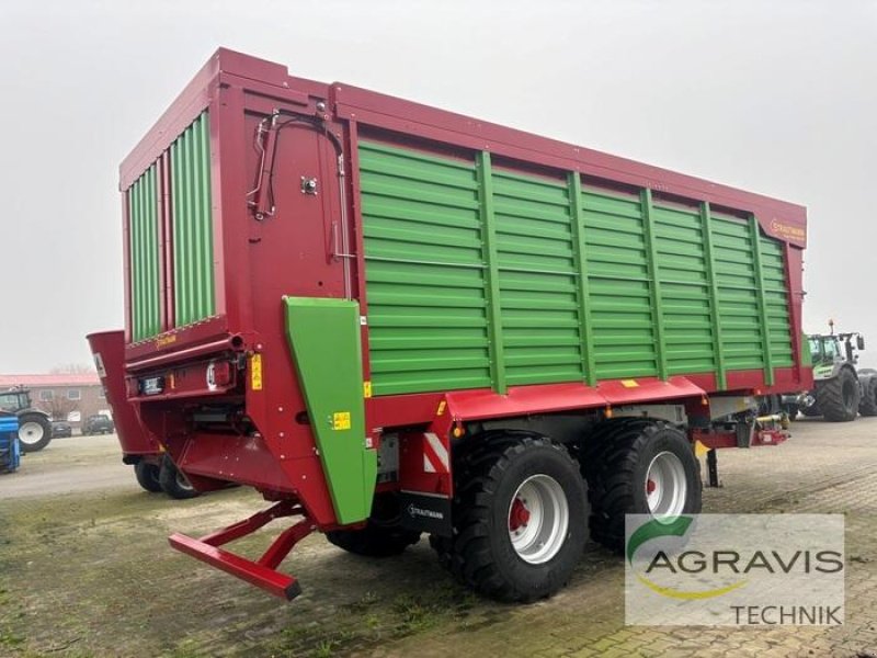 Ladewagen des Typs Strautmann GIGA TRAILER 460 DO, Neumaschine in Dörpen (Bild 3)