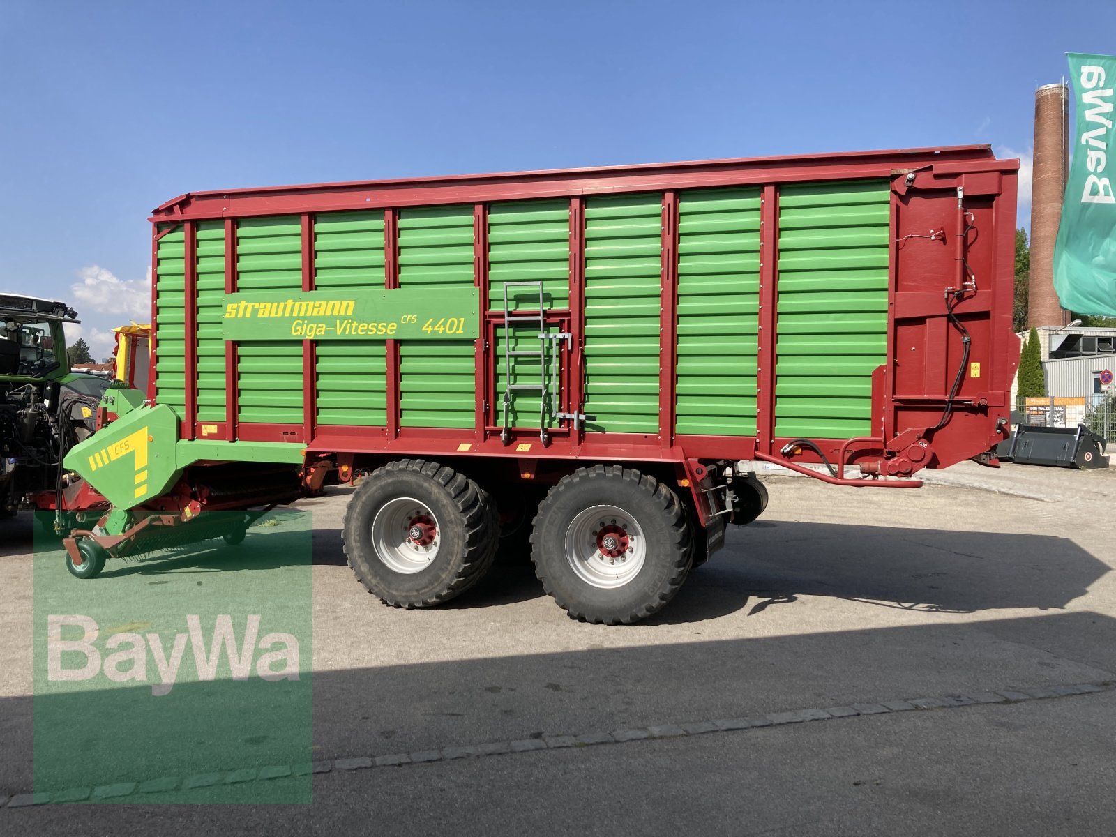 Ladewagen типа Strautmann Giga Vitesse CFS 4401, Gebrauchtmaschine в Dinkelsbühl (Фотография 3)