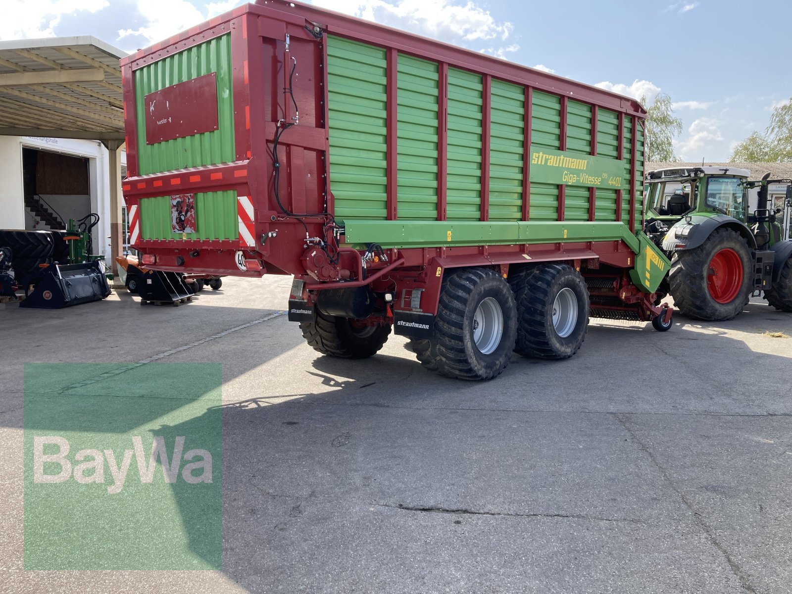 Ladewagen van het type Strautmann Giga Vitesse CFS 4401, Gebrauchtmaschine in Dinkelsbühl (Foto 5)