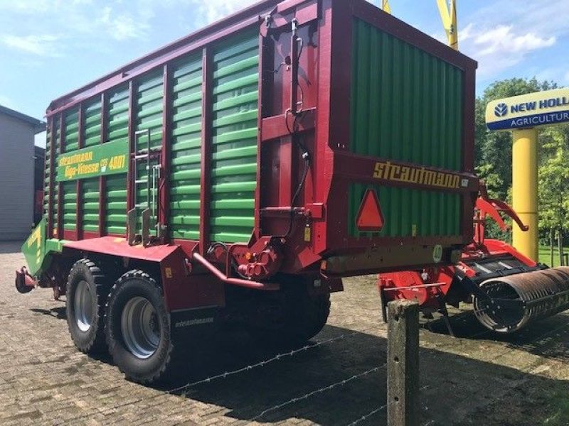 Ladewagen Türe ait Strautmann Giga-Vitesse CFS4001, Gebrauchtmaschine içinde Wierden (resim 9)