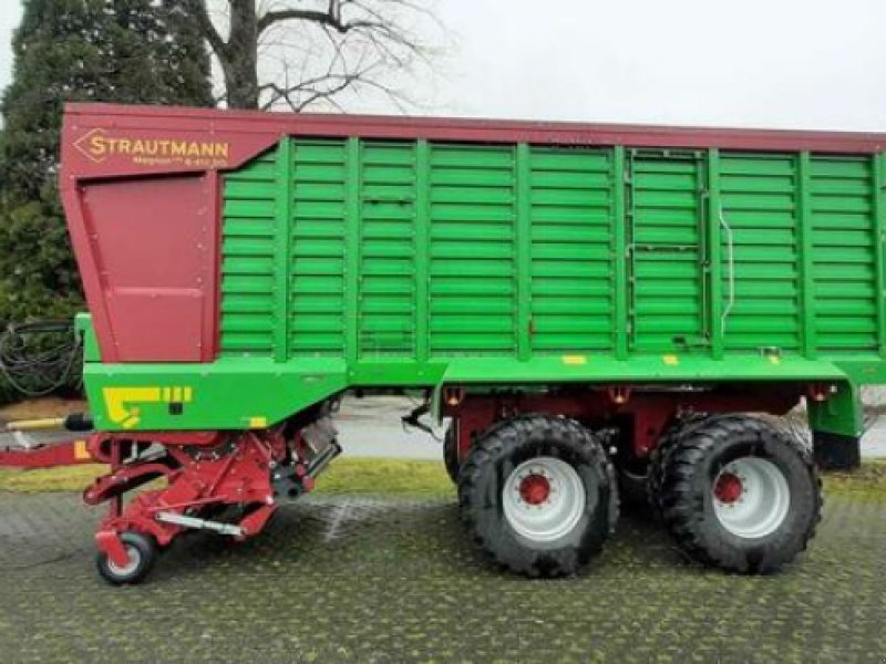 Ladewagen des Typs Strautmann MAGNON CFS 8-410 DO, Vorführmaschine in Kürten-Neuensaal (Bild 1)