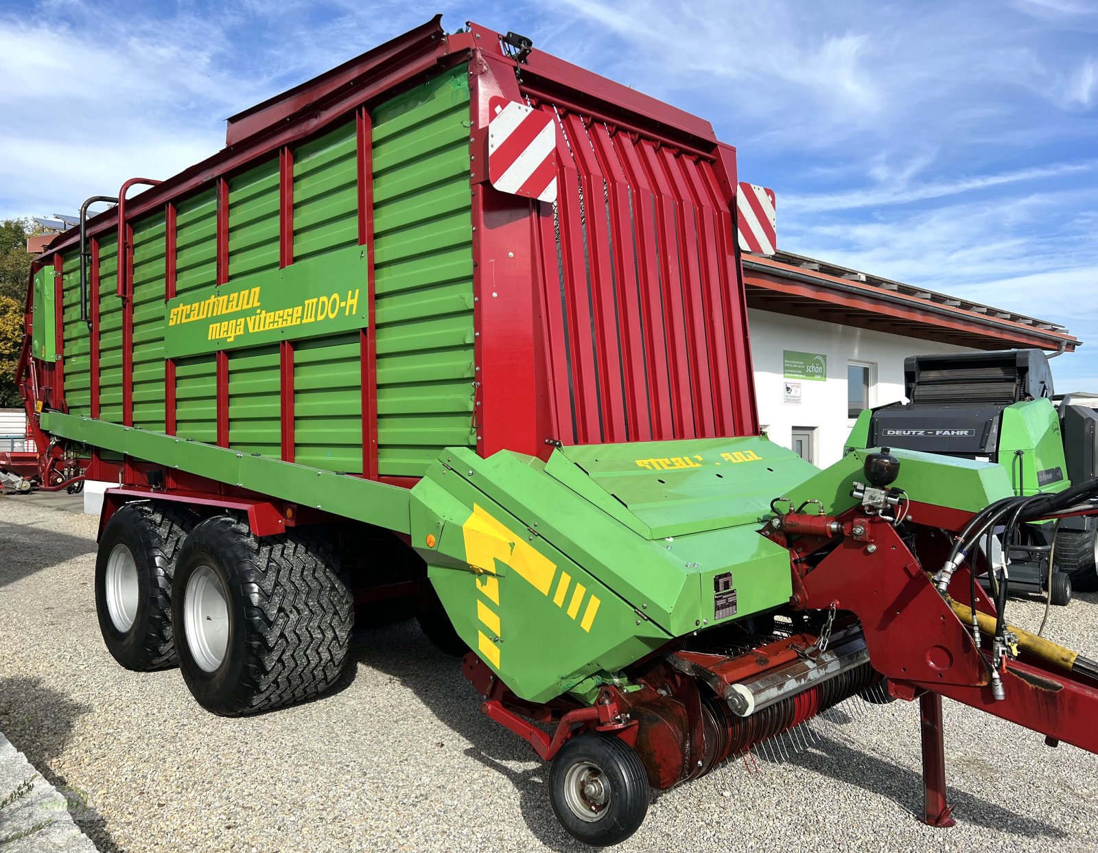 Ladewagen des Typs Strautmann Mega Vitesse 3 DO-H mit 800/45 R26,5-Bereifung und 45 Messern !!, Gebrauchtmaschine in Burgrieden (Bild 16)