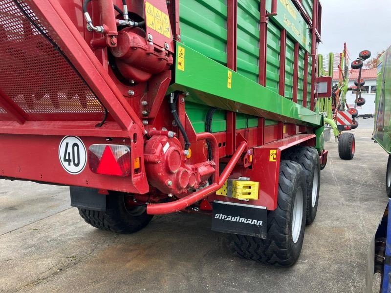 Ladewagen van het type Strautmann SUPER VITESSE CFS 3101 D, Gebrauchtmaschine in Cham (Foto 8)