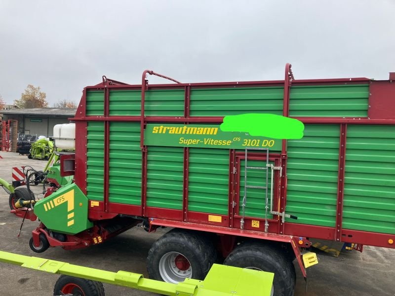 Ladewagen of the type Strautmann SUPER VITESSE CFS 3101 D, Gebrauchtmaschine in Cham (Picture 3)