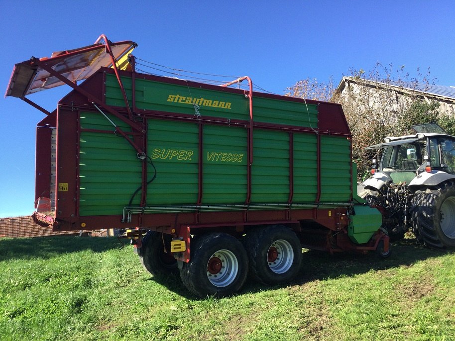 Ladewagen des Typs Strautmann Super Vitesse II H, Gebrauchtmaschine in Fürsteneck (Bild 2)