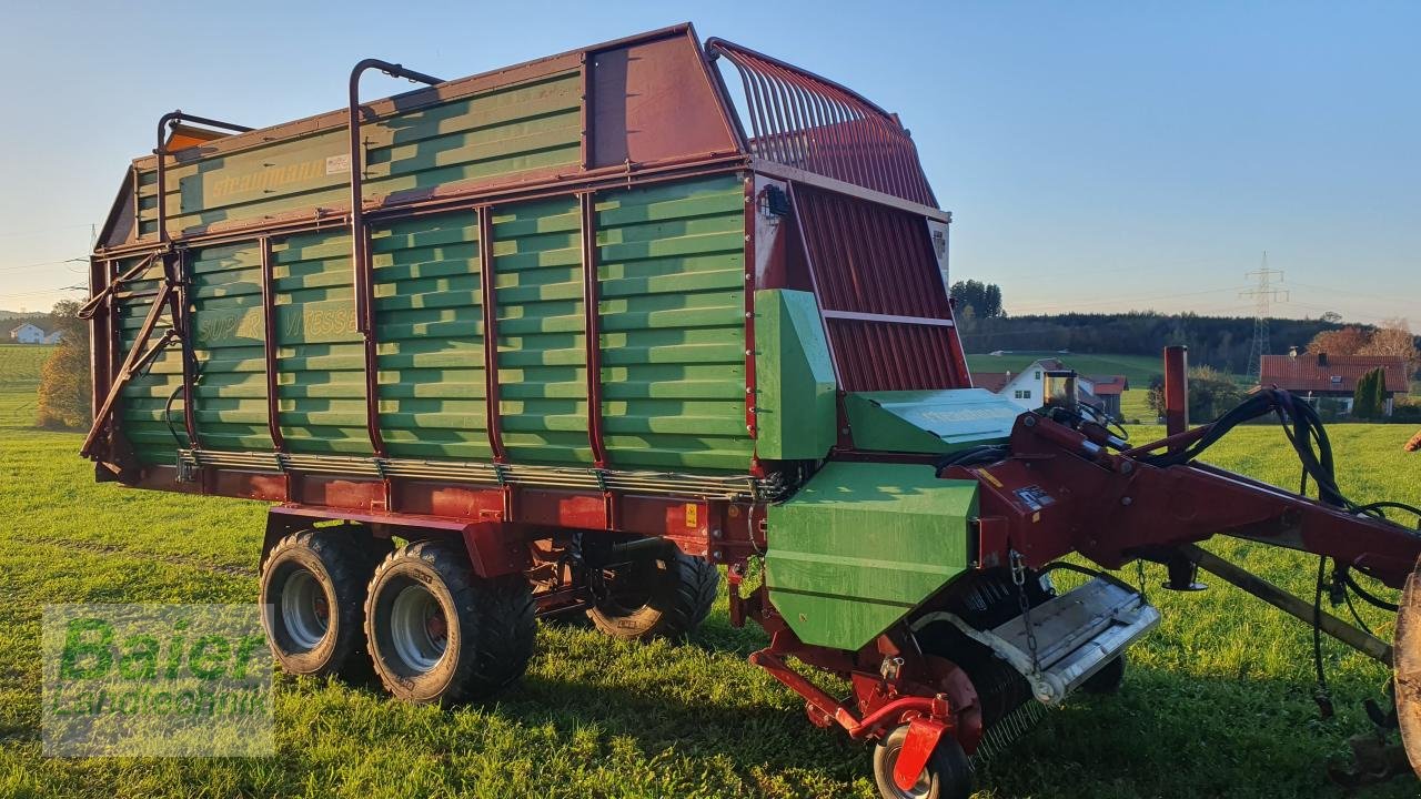 Ladewagen des Typs Strautmann Super Vitesse II, Gebrauchtmaschine in OBERNDORF-HOCHMOESSINGEN (Bild 1)