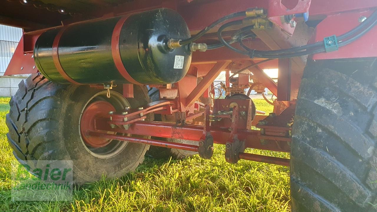 Ladewagen des Typs Strautmann Super Vitesse II, Gebrauchtmaschine in OBERNDORF-HOCHMOESSINGEN (Bild 3)