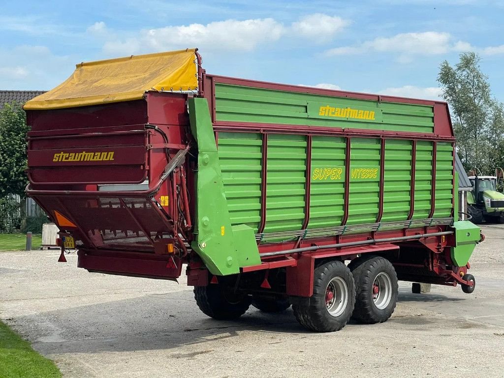 Ladewagen des Typs Strautmann Super Vitesse Ladewagen met walsen, Gebrauchtmaschine in Ruinerwold (Bild 7)