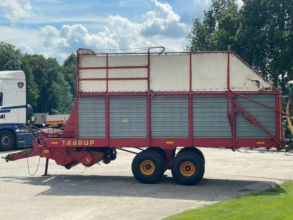 Ladewagen Türe ait Taarup 1030, Gebrauchtmaschine içinde Ruinerwold (resim 8)