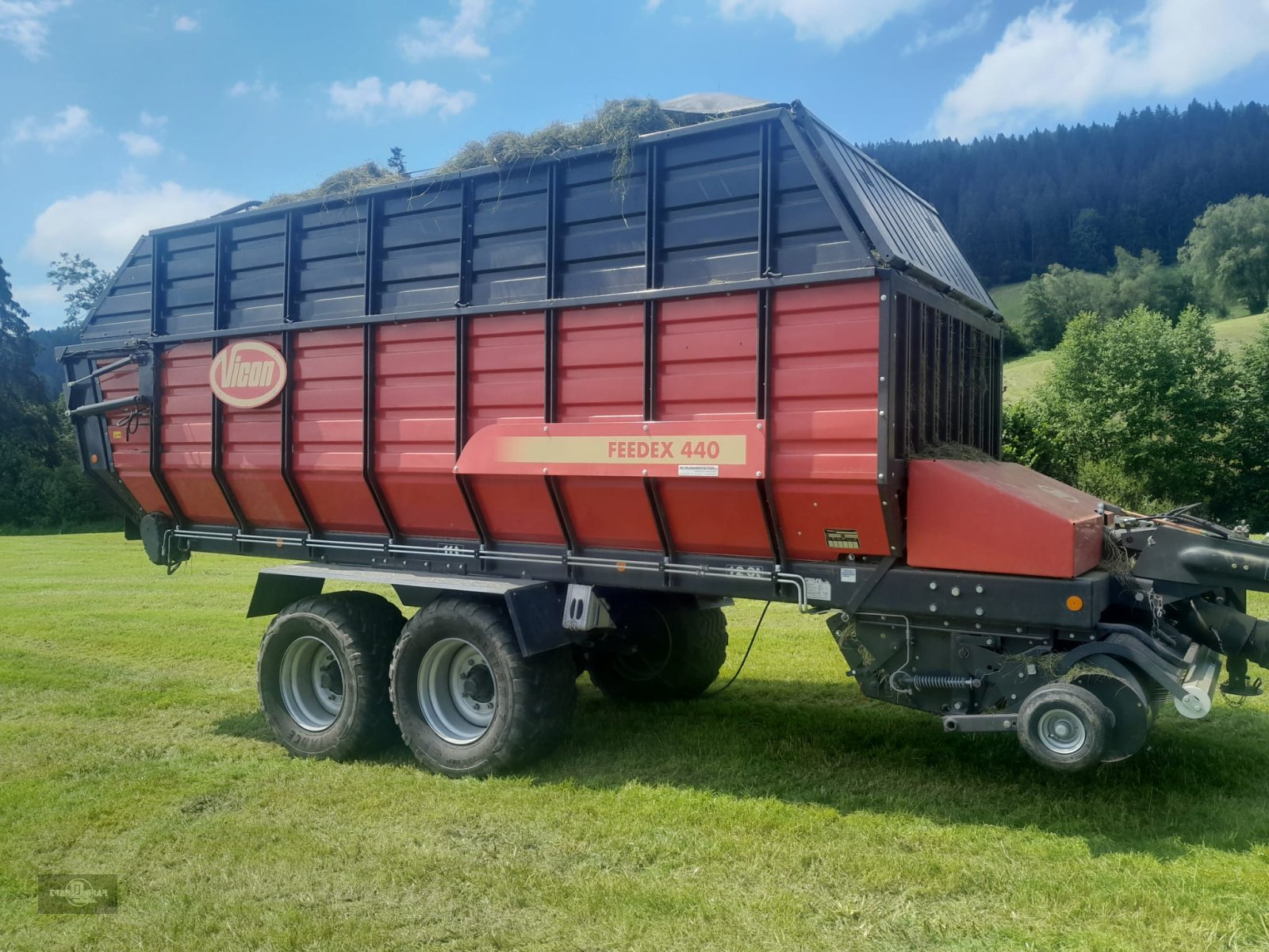 Ladewagen du type Vicon Feedex 440 Schwingenwagen top Zustand, Gebrauchtmaschine en Rankweil (Photo 1)