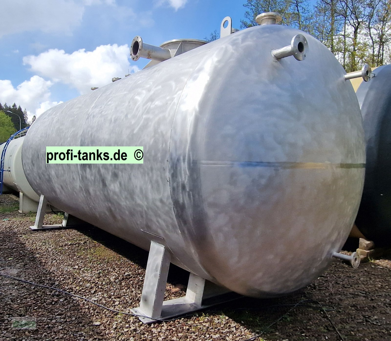 Lagertank des Typs Sonstige V22 gebrauchter 30.000 Liter V4A Edelstahltank Wassertank Chemietank Zisterne Lagertank, Gebrauchtmaschine in Hillesheim (Bild 1)