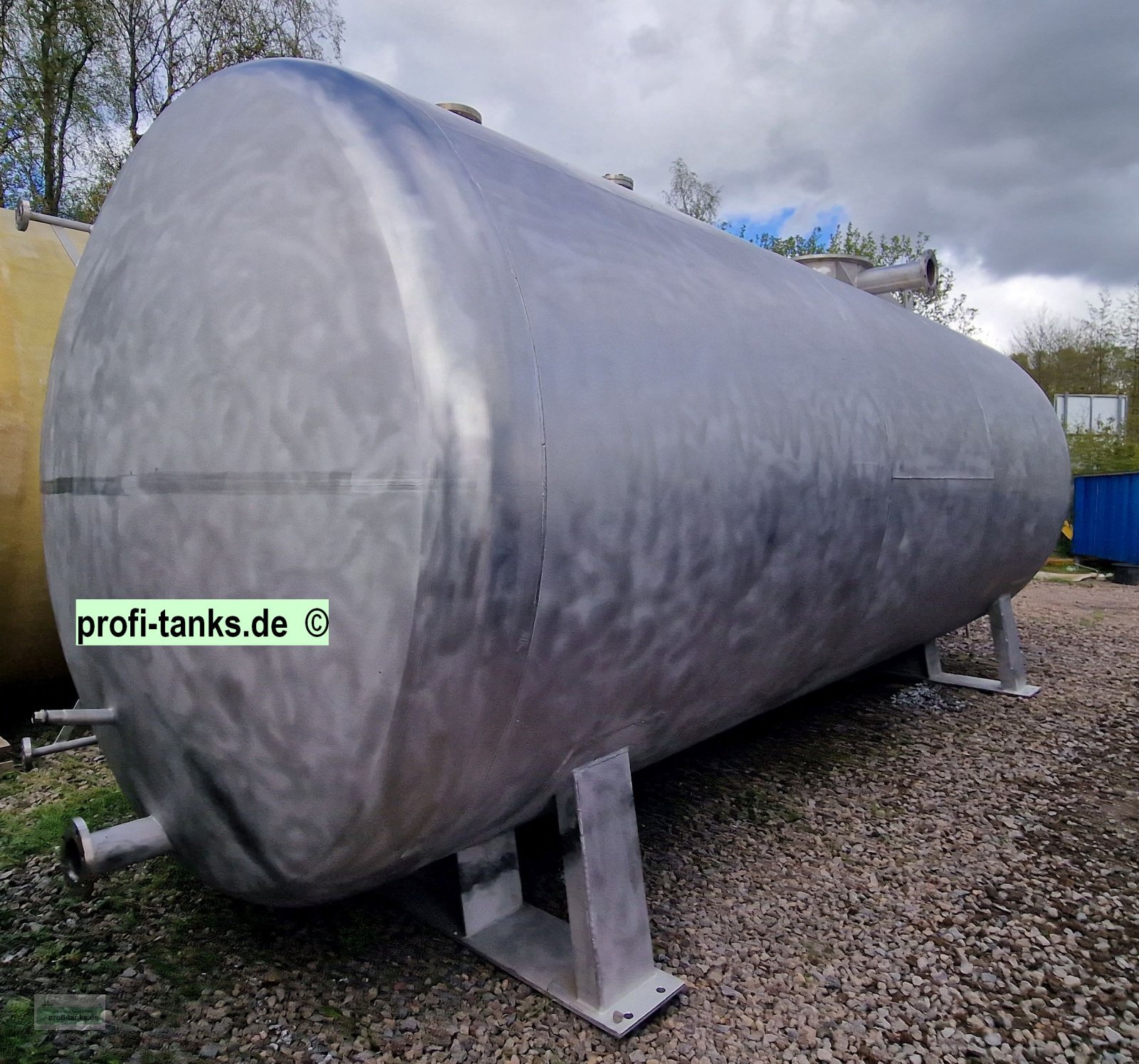 Lagertank des Typs Sonstige V22 gebrauchter 30.000 Liter V4A Edelstahltank Wassertank Chemietank Zisterne Lagertank, Gebrauchtmaschine in Hillesheim (Bild 4)