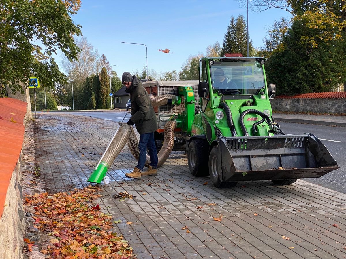 Laubsauggerät & Blasgerät za tip Sonstige Foresteel FT-1600 Laubsaugwagen, Neumaschine u Waidhofen an der Thaya (Slika 2)