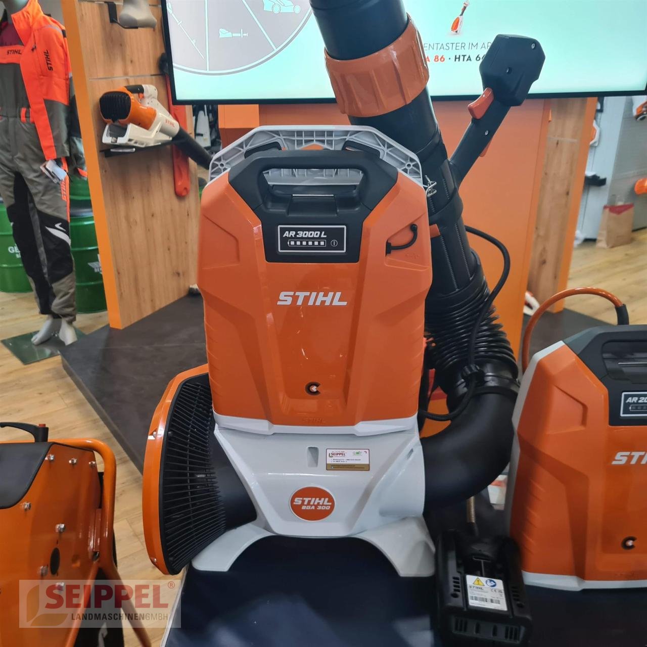 Laubsauggerät & Blasgerät des Typs Stihl AR 3000 L Set 4871 200 0001 AKKU, Neumaschine in Groß-Umstadt (Bild 3)