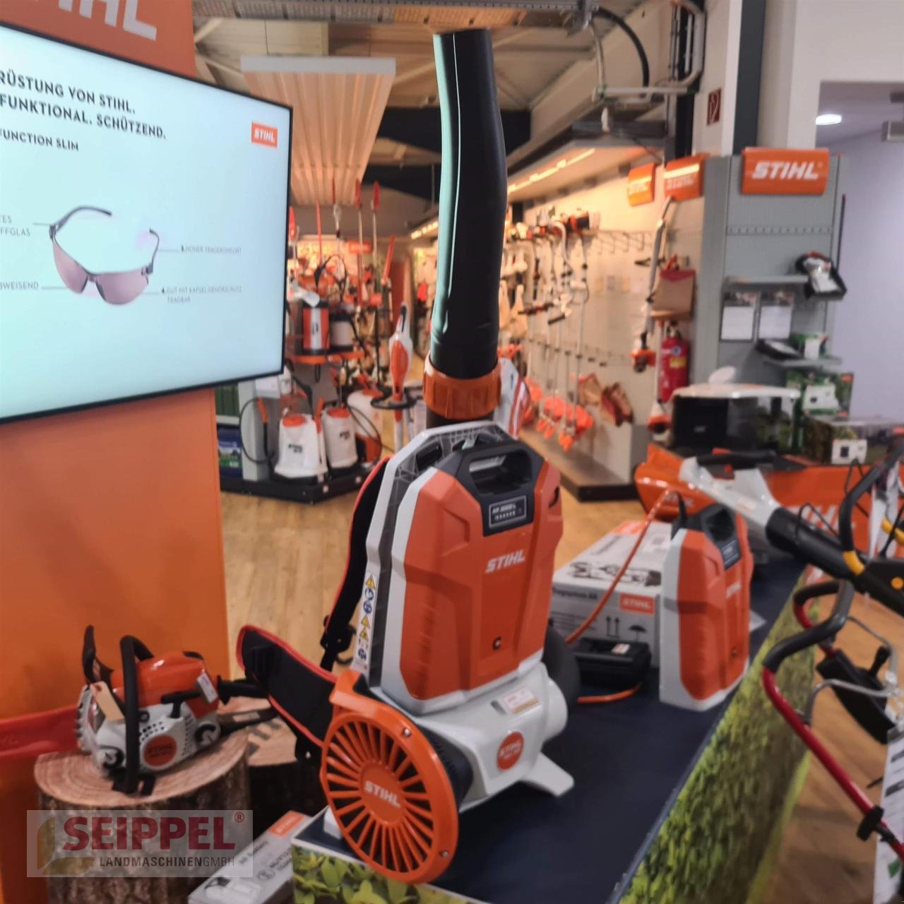 Laubsauggerät & Blasgerät du type Stihl BGA 300.1 AKKU-BLASGERÄT, Neumaschine en Groß-Umstadt (Photo 1)