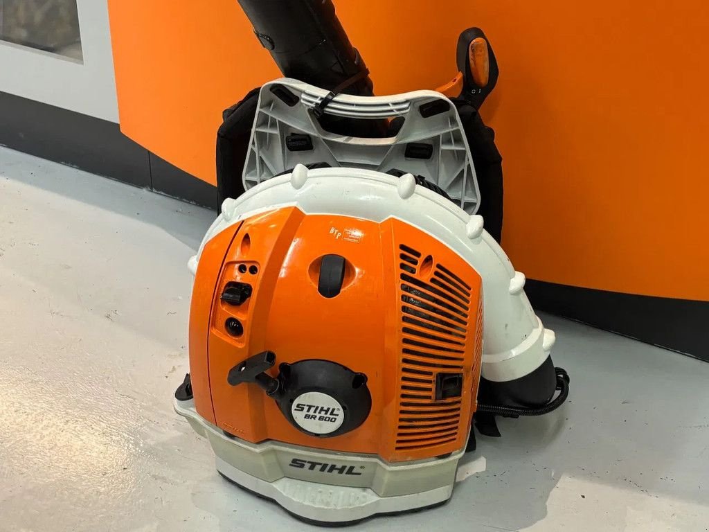 Laubsauggerät & Blasgerät typu Stihl gebruikte br600 bladblazer rugedragen blazer, Gebrauchtmaschine v Ameide (Obrázek 5)