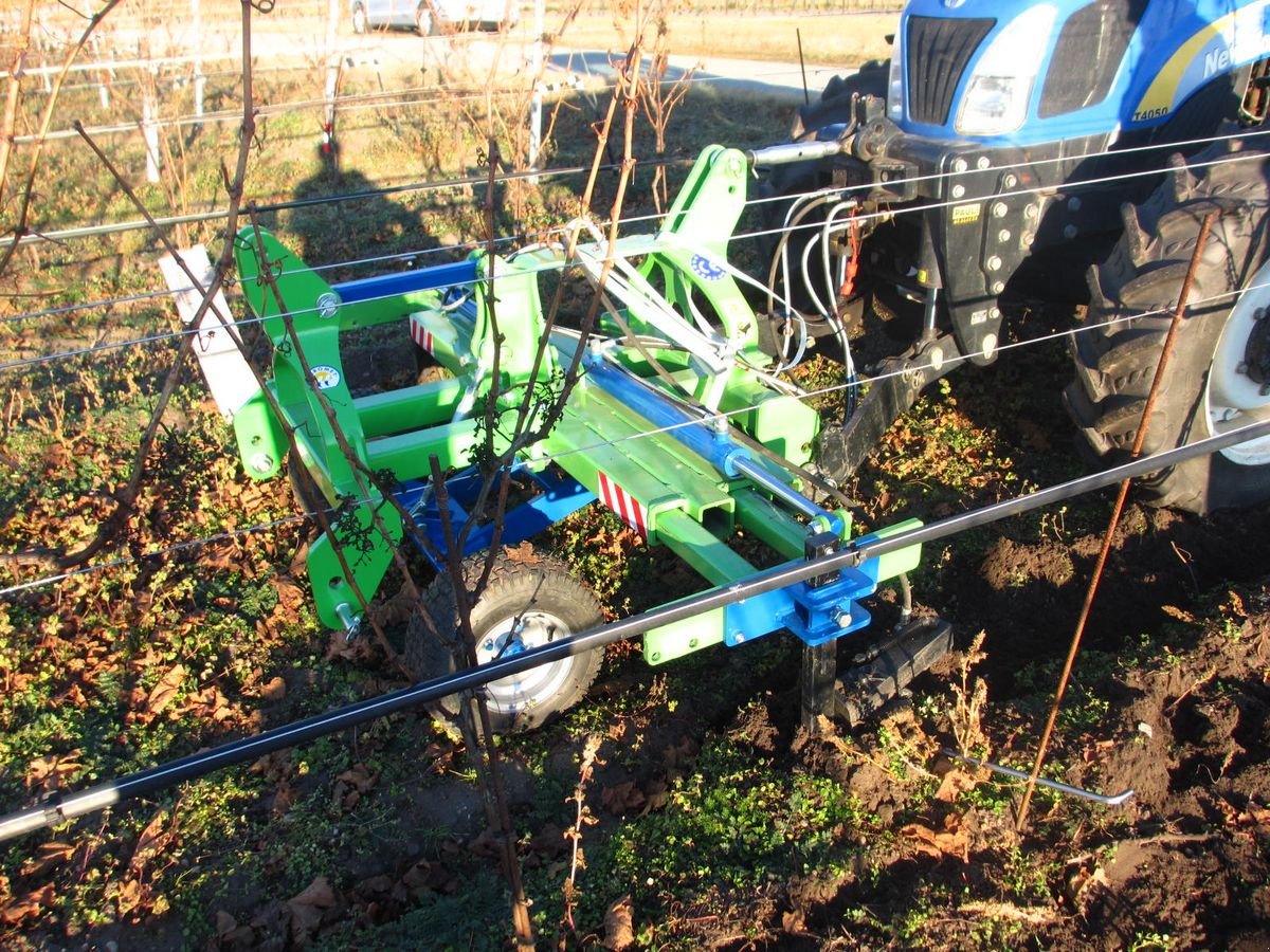 Laubschneider tip Conpexim Geräteträger div Breiten, Neumaschine in Apetlon (Poză 5)