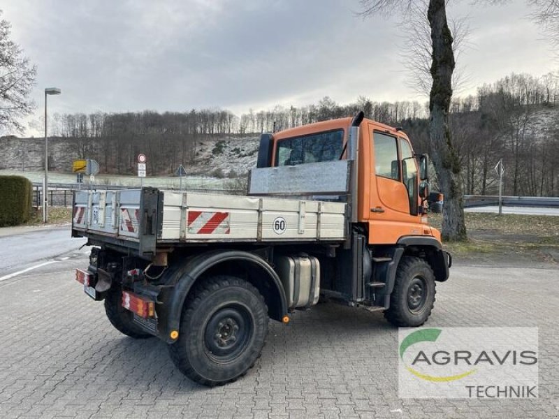 LKW des Typs Benz UNIMOG, Gebrauchtmaschine in Meschede (Bild 2)