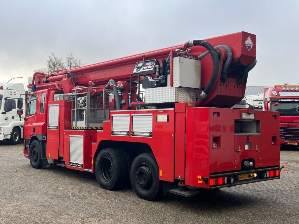 LKW Türe ait DAF CF 75-360 / Hilton hoogwerker 34 mtr / Only 157.863 KM / Brandwe, Gebrauchtmaschine içinde Ammerzoden (resim 4)