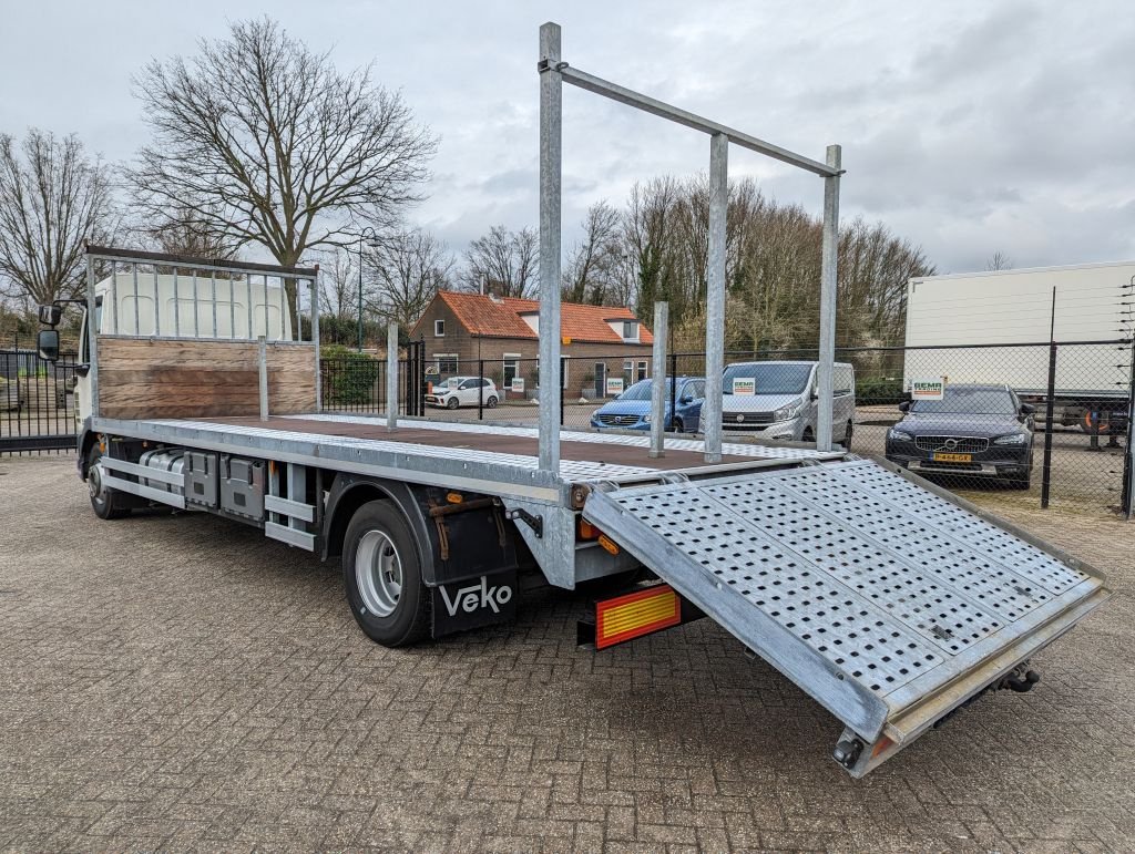 LKW of the type DAF FA LF250 4x2 Daycab 6cil Euro6 - Oprijwagen - Hydraulische Verst, Gebrauchtmaschine in Oud Gastel (Picture 2)