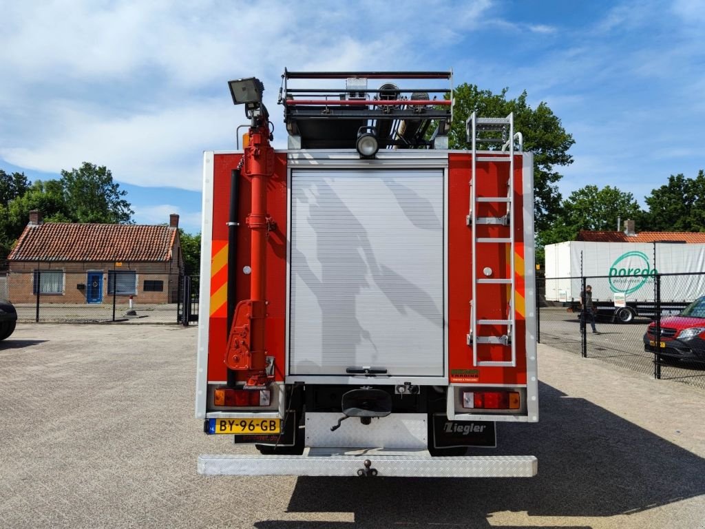 LKW of the type DAF FAV 1800 DHTD 360 4x4 Dubbel Cab (10 pers) Ziegler TS10 LD2800 H, Gebrauchtmaschine in Oud Gastel (Picture 9)