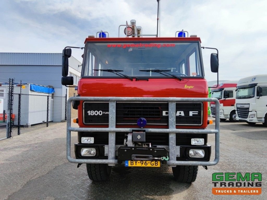 LKW of the type DAF FAV 1800 DHTD 360 4x4 Dubbel Cab (10 pers) Ziegler TS10 LD2800, Gebrauchtmaschine in Oud Gastel (Picture 5)