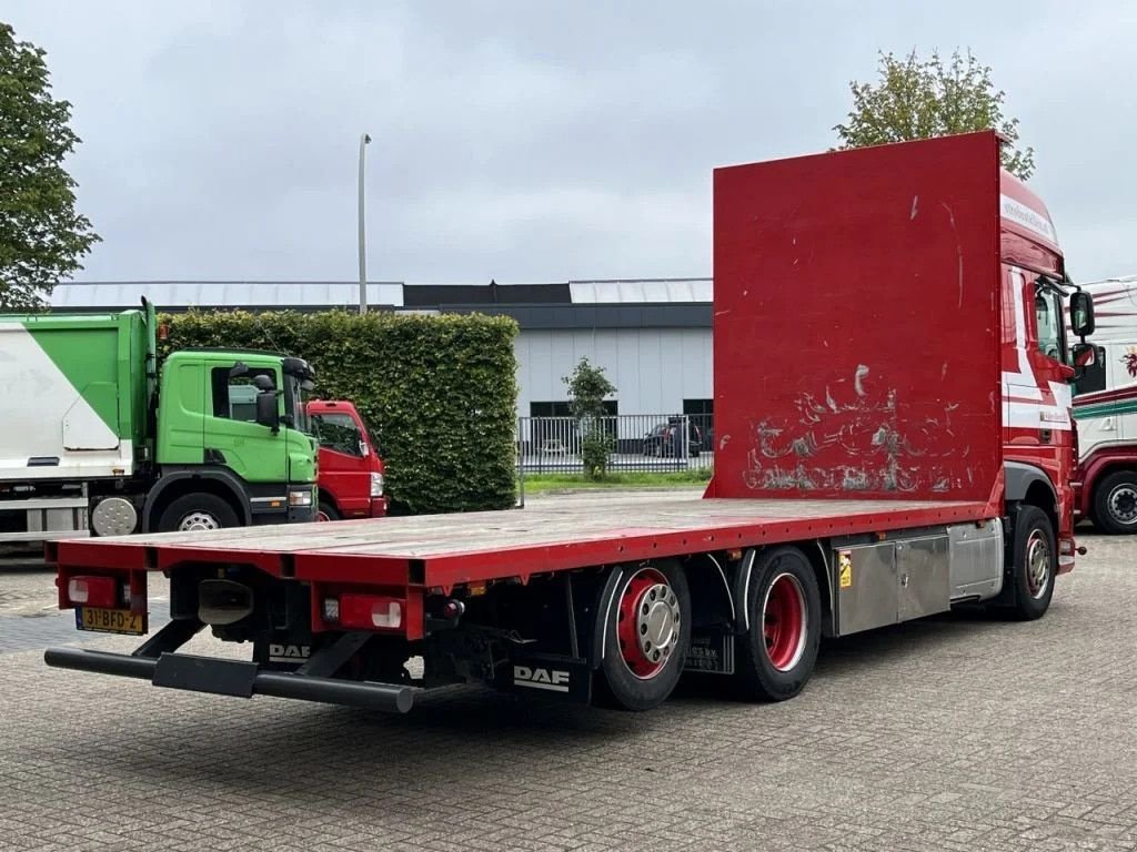 LKW of the type DAF XF 460 FAR / Euro6 / Manual / Fourage / 6x2 / 105 cm laadvloer /, Gebrauchtmaschine in Ammerzoden (Picture 4)