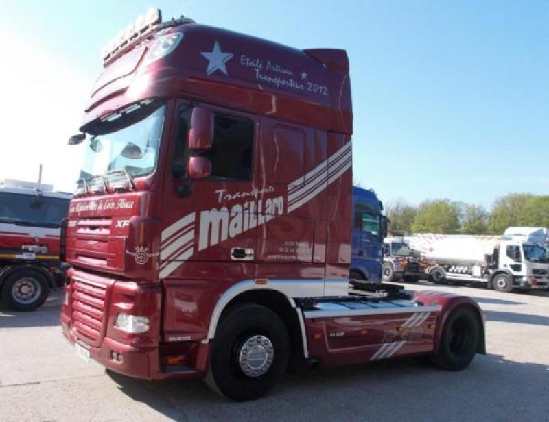 LKW des Typs DAF XF105, Gebrauchtmaschine in Bourron Marlotte (Bild 2)