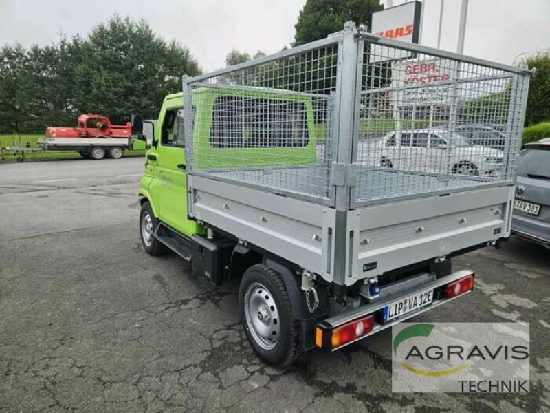 LKW des Typs EVUM ACAR, Neumaschine in Lage (Bild 4)