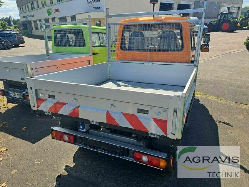 LKW van het type EVUM ACAR, Neumaschine in Lage (Foto 8)