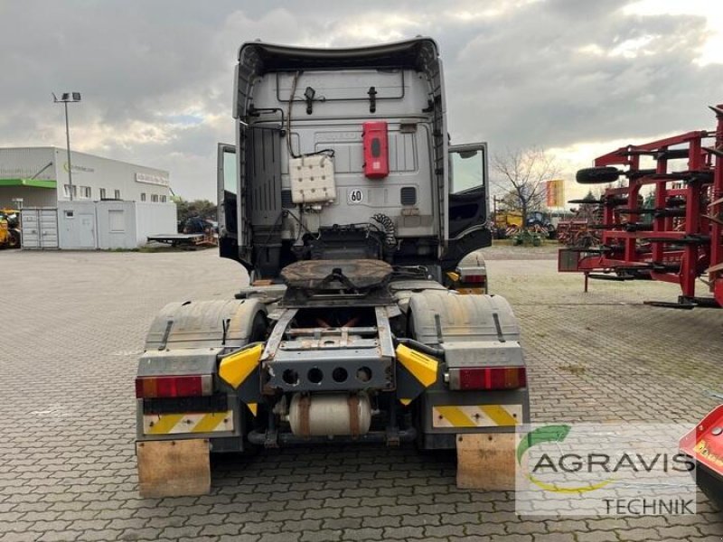 LKW Türe ait Iveco AS 440 S 40 T, Gebrauchtmaschine içinde Calbe / Saale (resim 4)